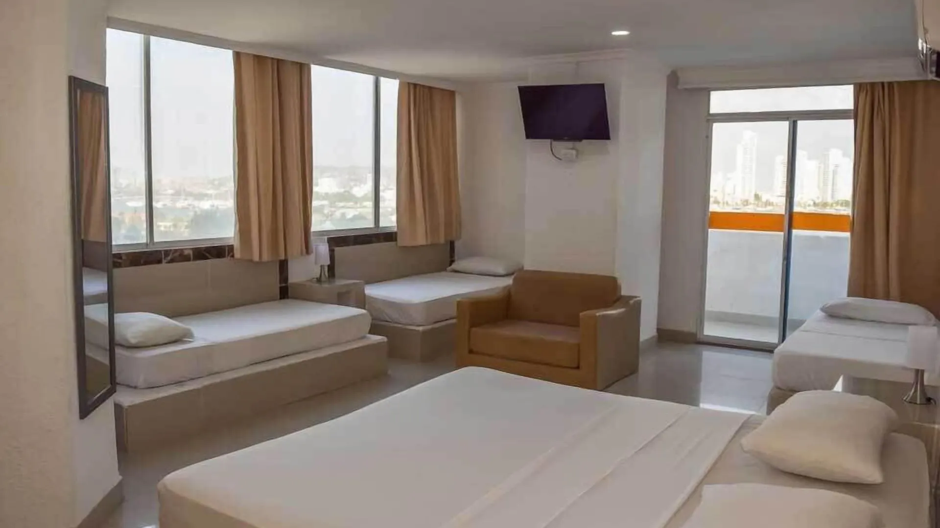 Hotel Cartagena Premium 3*,