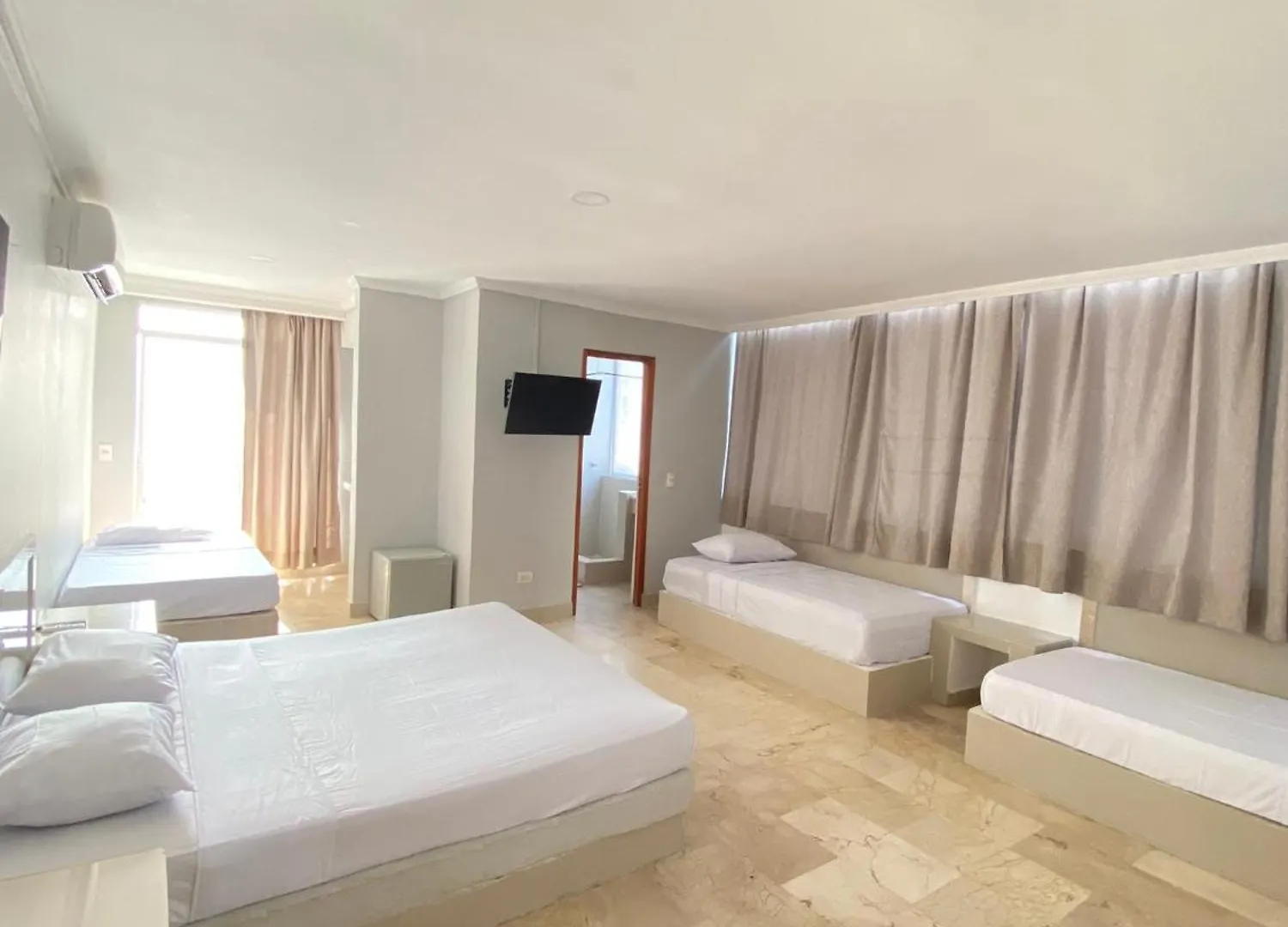 Hotel Cartagena Premium 3*,